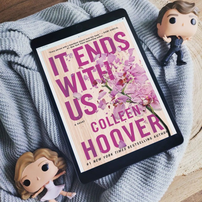 Colleen Hoover's 'It Ends with Us': Heart-Wrenching Tale of Love and Resilience